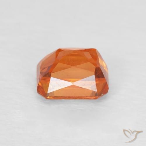 Saphir Orange moyen naturelle Octogone / coupe Émeraude, 0.79 ct, VVS