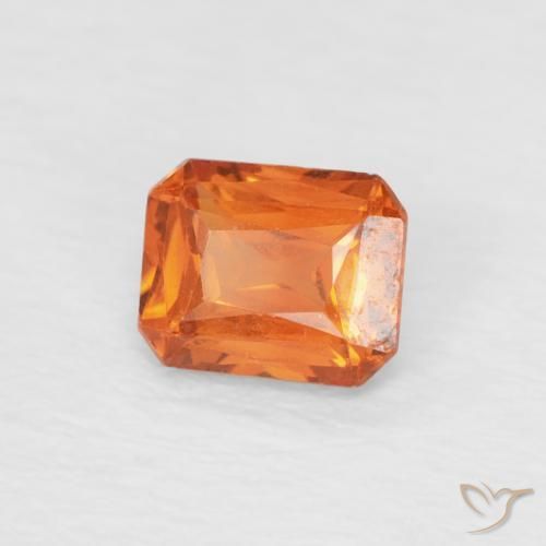 Saphir Orange feu naturelle Octogone / coupe Émeraude, 0.54 ct, VVS