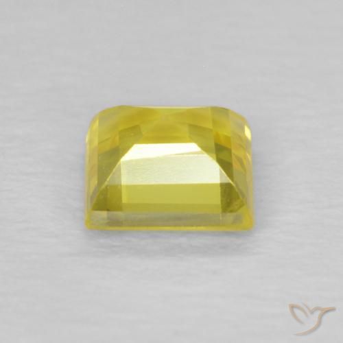 Saphir Jaune clair naturelle Carré, 0.56 ct, VS