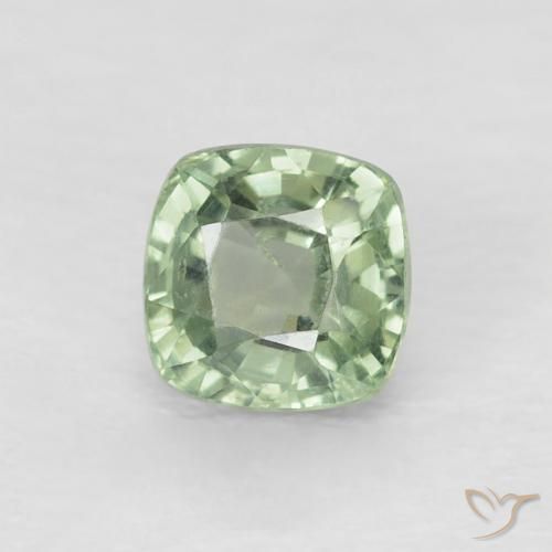 Saphir Vert jaunâtre pâle naturelle Coussin, 0.69 ct, VVS-VS