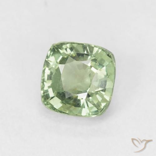Saphir Vert sauge léger naturelle Coussin, 0.63 ct, VS