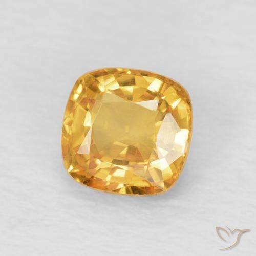 Saphir Orange doré profond naturelle Coussin, 0.63 ct, VVS