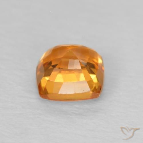 Saphir Orange vif naturelle Coussin, 0.62 ct, VS