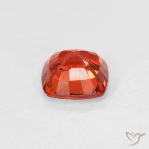 Saphir Rouge moyen naturelle Coussin, 0.45 ct, VVS-VS