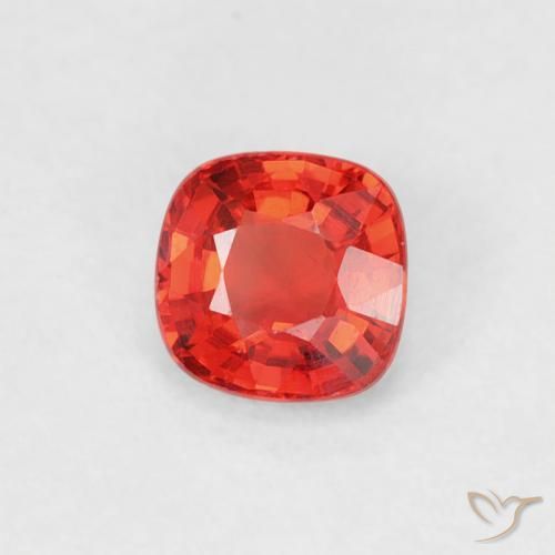 Saphir Rouge-orange cramoisi vif naturelle Coussin, 0.45 ct, VVS-VS