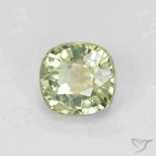 Saphir Vert sauge très clair naturelle Coussin, 0.57 ct, VVS-VS