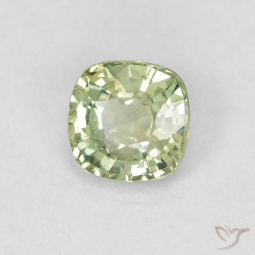 Saphir Vert sauge très clair naturelle Coussin, 0.43 ct, VVS-VS