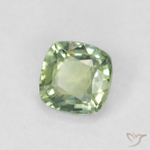 Saphir Vert sauge léger naturelle Coussin, 0.48 ct, VVS-VS