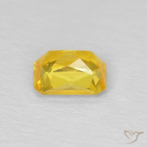 Saphir jaune miel naturelle taille émeraude, 0,50 ct, VS