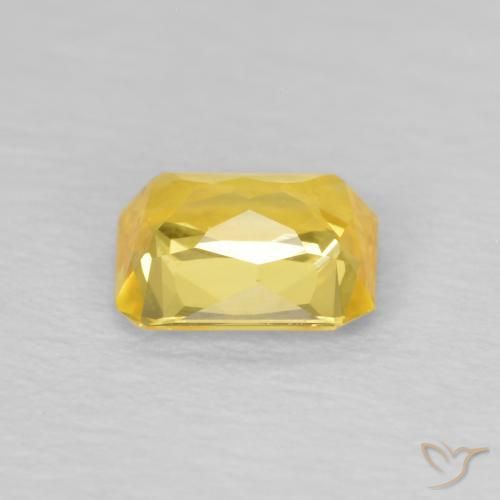 Saphir Doré moyen naturelle Octogone / coupe Émeraude, 0.60 ct, VVS