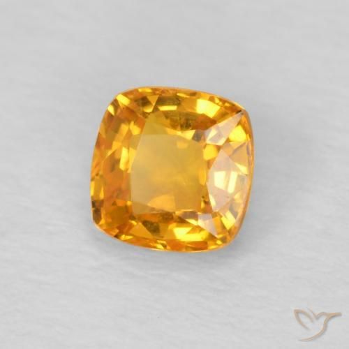 Saphir Orange vif naturelle Coussin, 0.49 ct, VVS