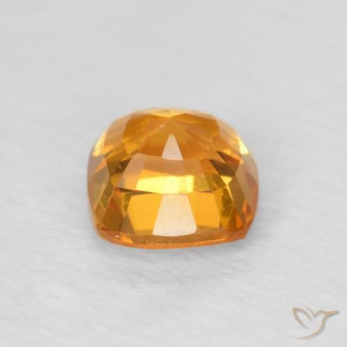 Saphir Orange vif naturelle Coussin, 0.61 ct, VVS