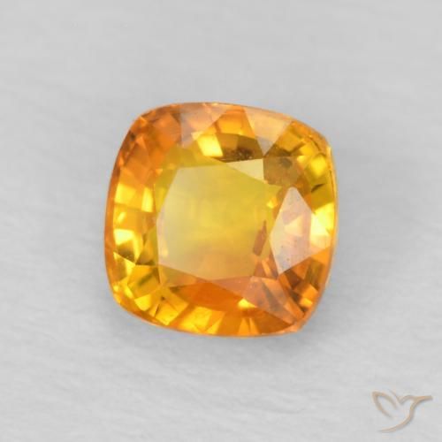 Saphir Orange moyen naturelle Coussin, 0.69 ct, VVS
