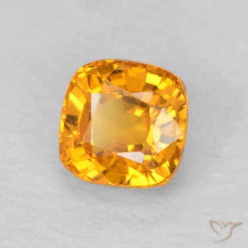 Saphir Orange-or naturelle Coussin, 0.68 ct, VVS