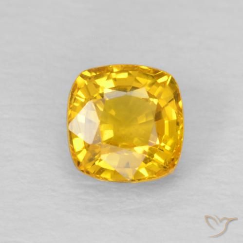 0.66ct Naturel Orange doré Saphir, Coussin, VS
