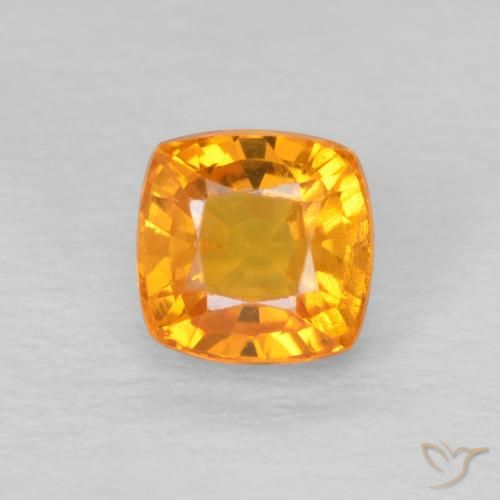 0.66ct Naturel Orange vif Saphir, Coussin, VS