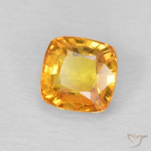 Saphir Orange-or naturelle Coussin, 0.68 ct, VS