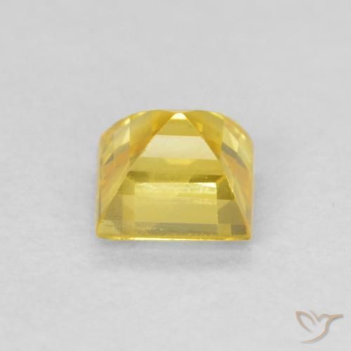 Saphir Jaune moyen naturelle Carré, 0.51 ct, VS