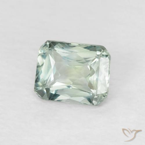 Saphir Vert pâle naturelle Octogone / coupe Émeraude, 0.60 ct, VVS-VS