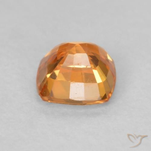 Saphir Orange moyen naturelle Coussin, 0.60 ct, VVS-VS