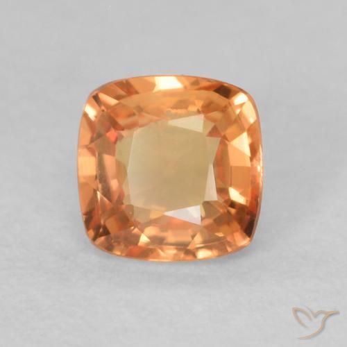 Saphir Orange moyen naturelle Coussin, 0.50 ct, VVS-VS