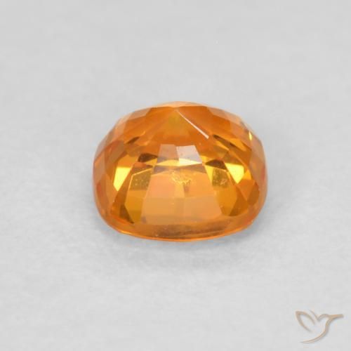 Saphir Orange vif naturelle Coussin, 0.48 ct, VVS-VS