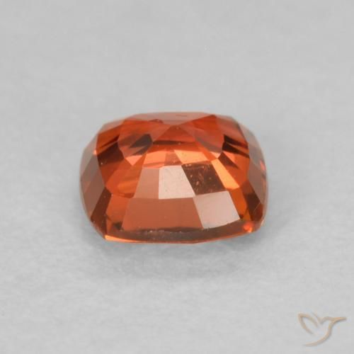 Saphir Orange chaud naturelle Coussin, 0.54 ct, VVS-VS
