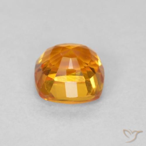 Saphir Orange vif naturelle Coussin, 0.63 ct, VVS
