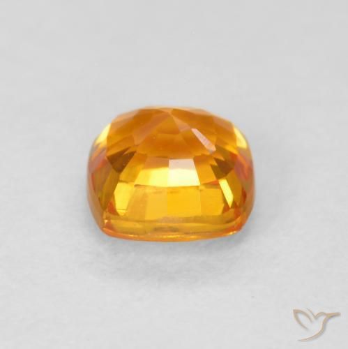 Saphir Orange vif naturelle Coussin, 0.65 ct, VVS