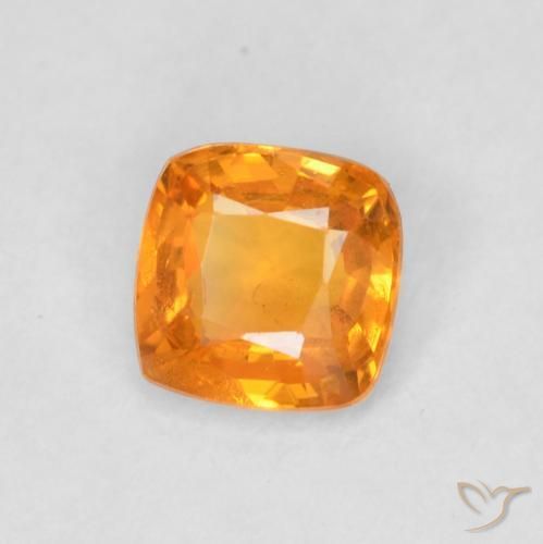 Saphir Orange vif naturelle Coussin, 0.49 ct, VS
