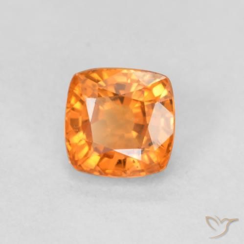 Saphir Ambre orange naturelle Coussin, 0.53 ct, VS