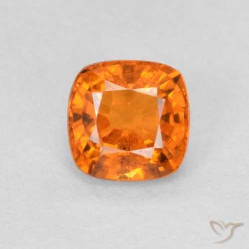 0.65ct Naturel Orange moyen Saphir, Coussin, VS