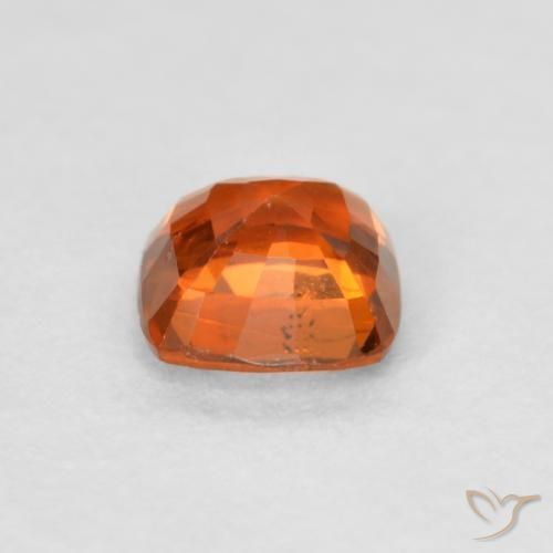 Saphir Orange rougeâtre naturelle Coussin, 0.60 ct, VS
