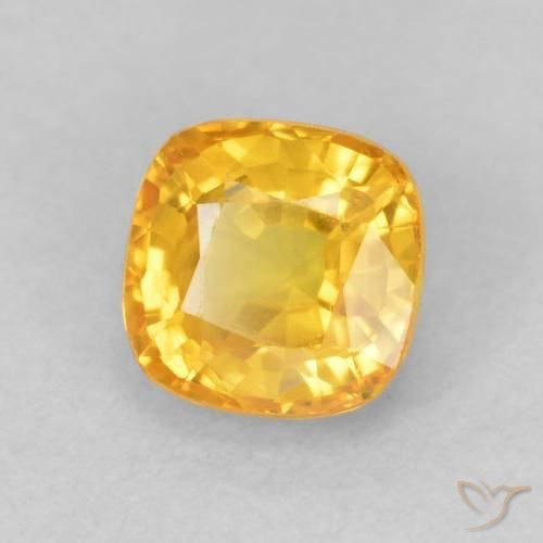 Saphir Orange Doré naturelle Coussin, 0.64 ct, VVS-VS