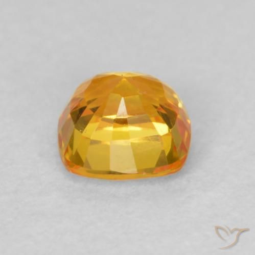 Saphir Orange moyen naturelle Coussin, 0.60 ct, VVS-VS