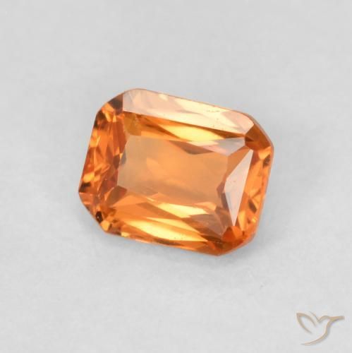 Saphir Orange moyen naturelle Octogone / coupe Émeraude, 0.53 ct, VVS