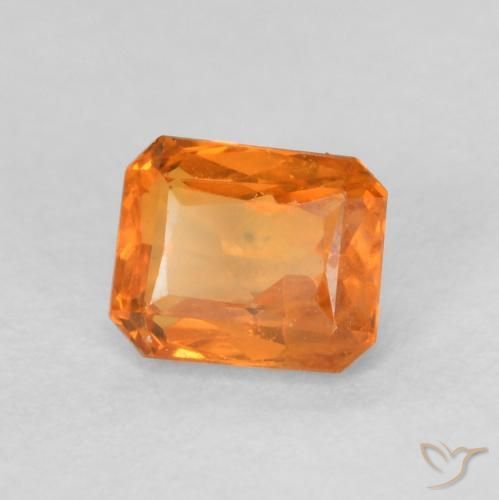 Saphir Orange vif naturelle Octogone / coupe Émeraude, 0.72 ct, VVS-VS