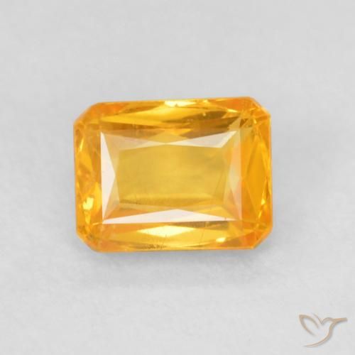0.68ct Naturel Orange-or Saphir, Taille émeraude, VS