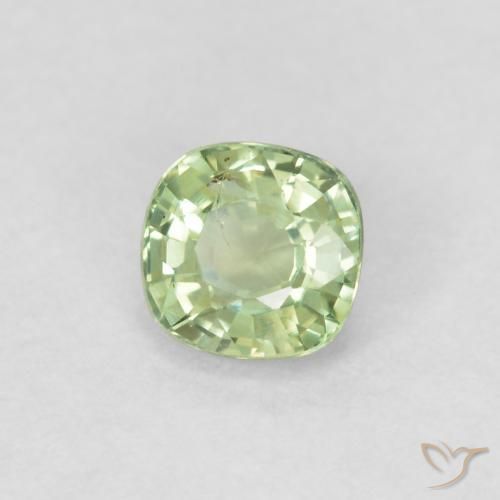 Saphir Vert très clair naturelle Coussin, 0.46 ct, VS