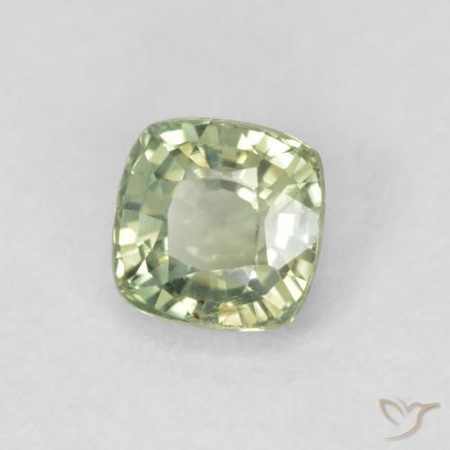 Saphir Vert très clair naturelle Coussin, 0.57 ct, VS
