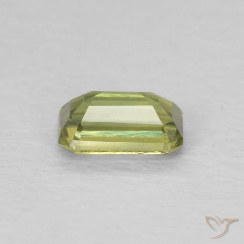Saphir Vert moyen naturelle Octogone / coupe Émeraude, 0.45 ct, VVS-VS