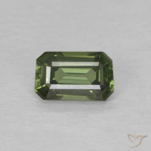 0.41ct Naturel Forêt verte Saphir, Taille émeraude, VVS