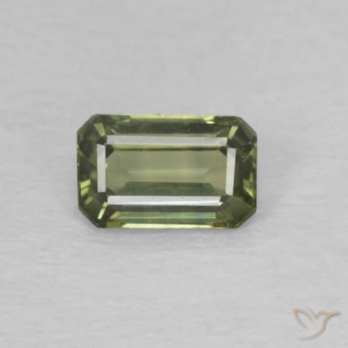0.42ct Naturel Vert forêt chaud Saphir, Taille émeraude, VVS-VS