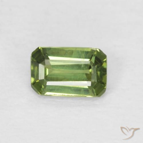 0.41ct Naturel Vert forêt léger Saphir, Taille émeraude, VS