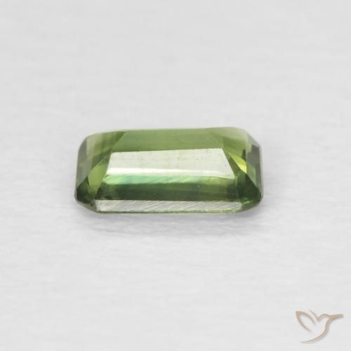 Saphir Forêt verte naturelle Octogone / coupe Émeraude, 0.38 ct, VS