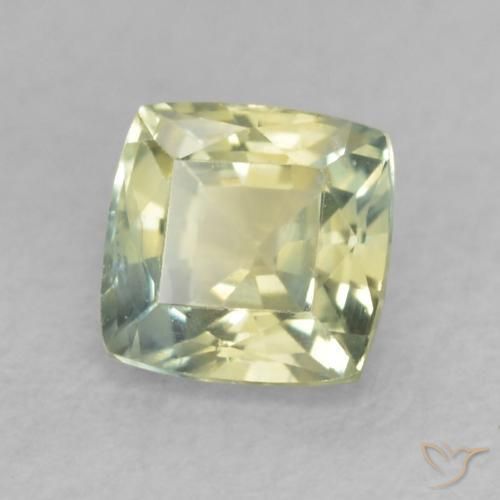 Saphir Vert jaunâtre naturelle Coussin, 0.58 ct, VS-SI