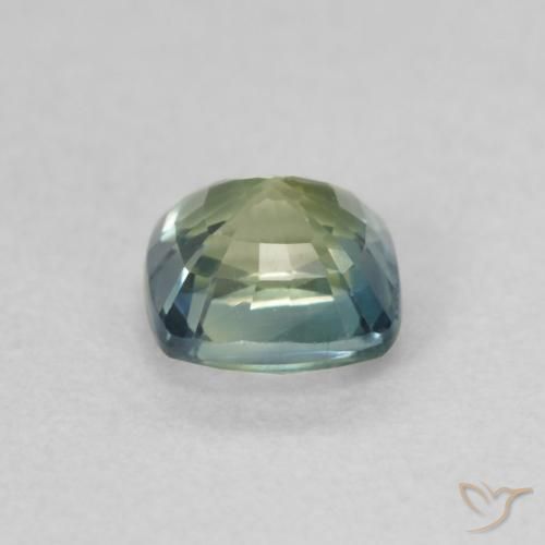 Saphir Vert jaunâtre naturelle Coussin, 0.65 ct, VVS-VS