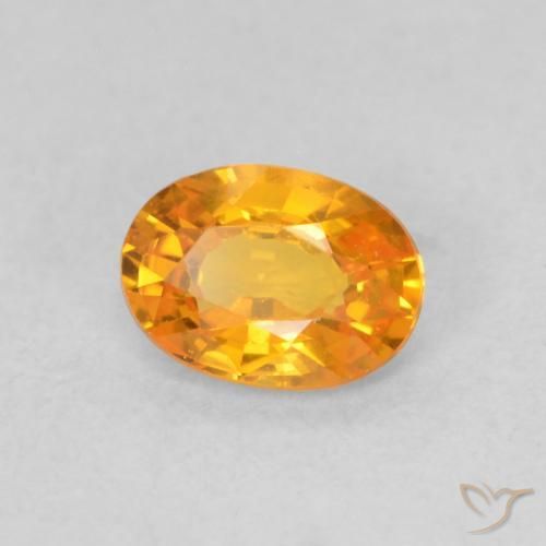 Saphir Orange vif naturelle ovale, 0.59 ct, VS