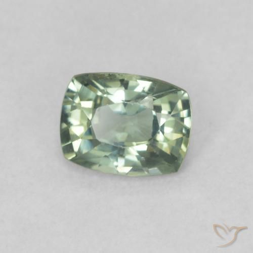 Saphir Vert forêt léger naturelle Coussin, 0.47 ct, VVS-VS