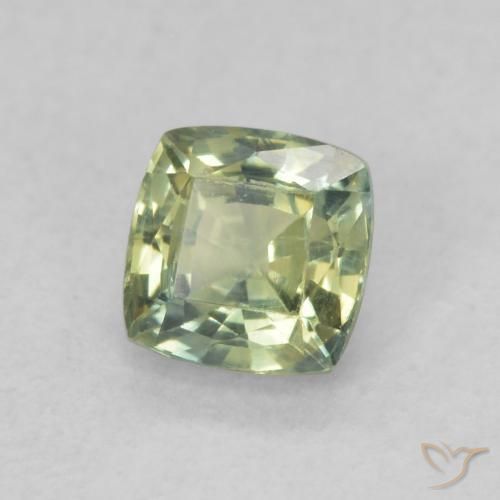 Saphir Vert jaunâtre naturelle Coussin, 0.62 ct, VS